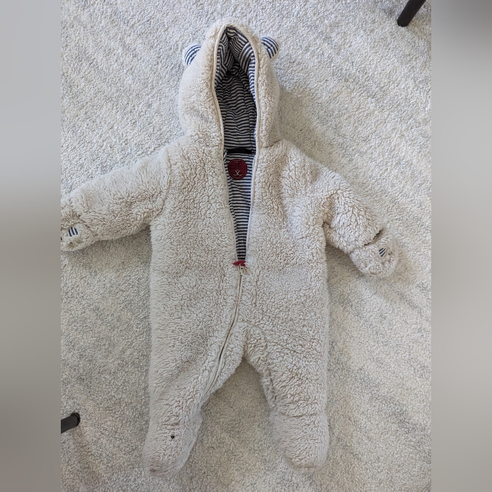 3 months old infant bunting